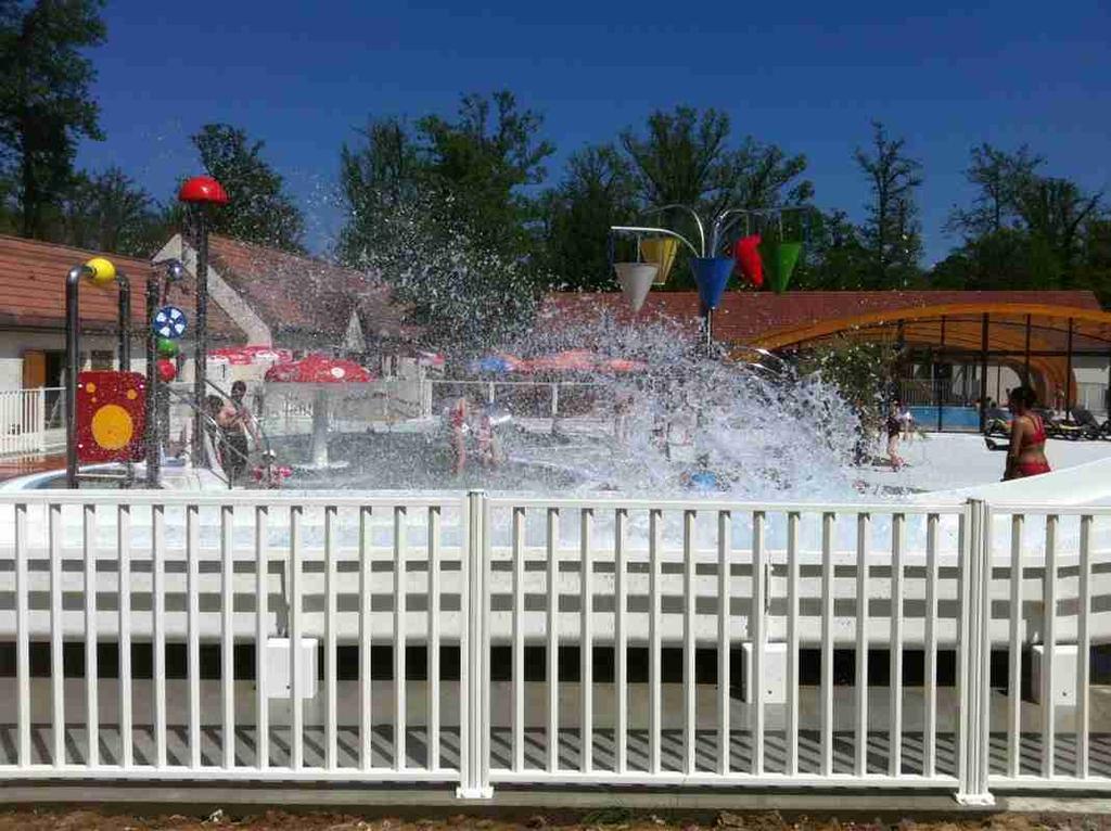 La Grande Tortue Hotel Cande-sur-Beuvron Exterior photo